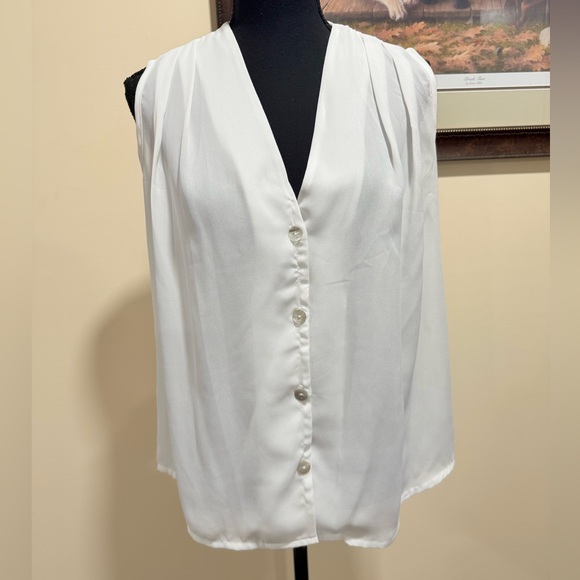 Blue Sol White Buttoned Relaxed Blouse - Picture 1 of 7